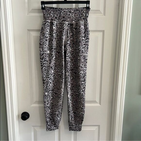 Athleta Pants - Athleta Salutation Textured Jogger M